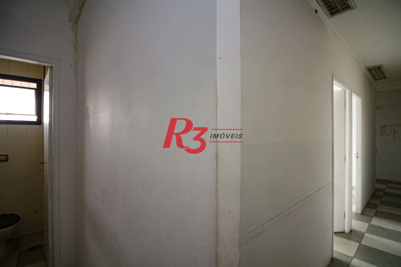 Sala para alugar, 44 m² por R$ 3.000,02/mês - Gonzaga - Santos/SP
