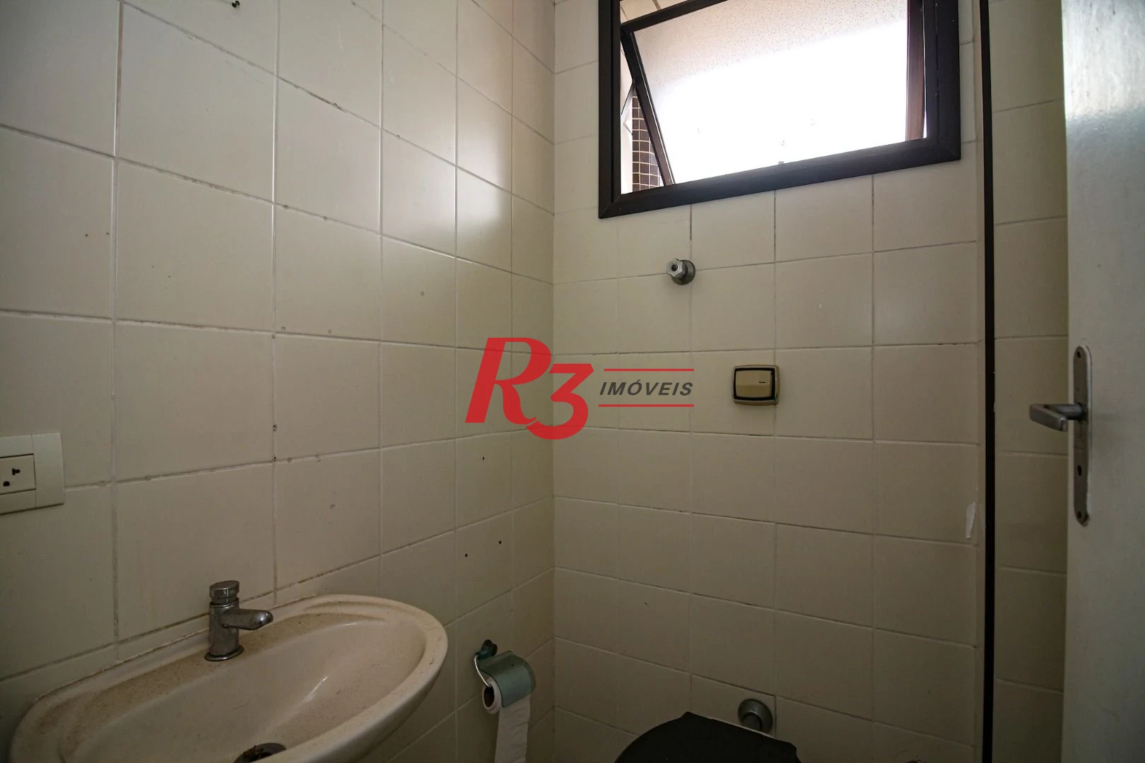 Sala para alugar, 44 m² por R$ 3.000,02/mês - Gonzaga - Santos/SP