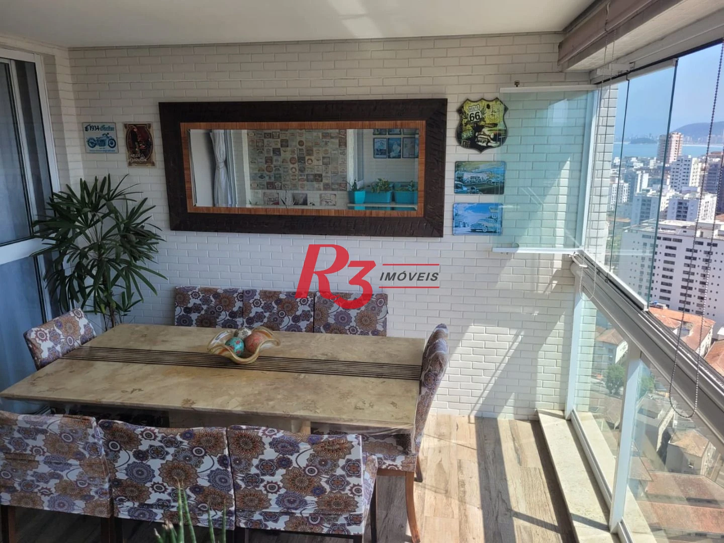 Apartamento com 2 dormitórios à venda, 78 m² por R$ 910.000,00 - Ponta da Praia - Santos/SP