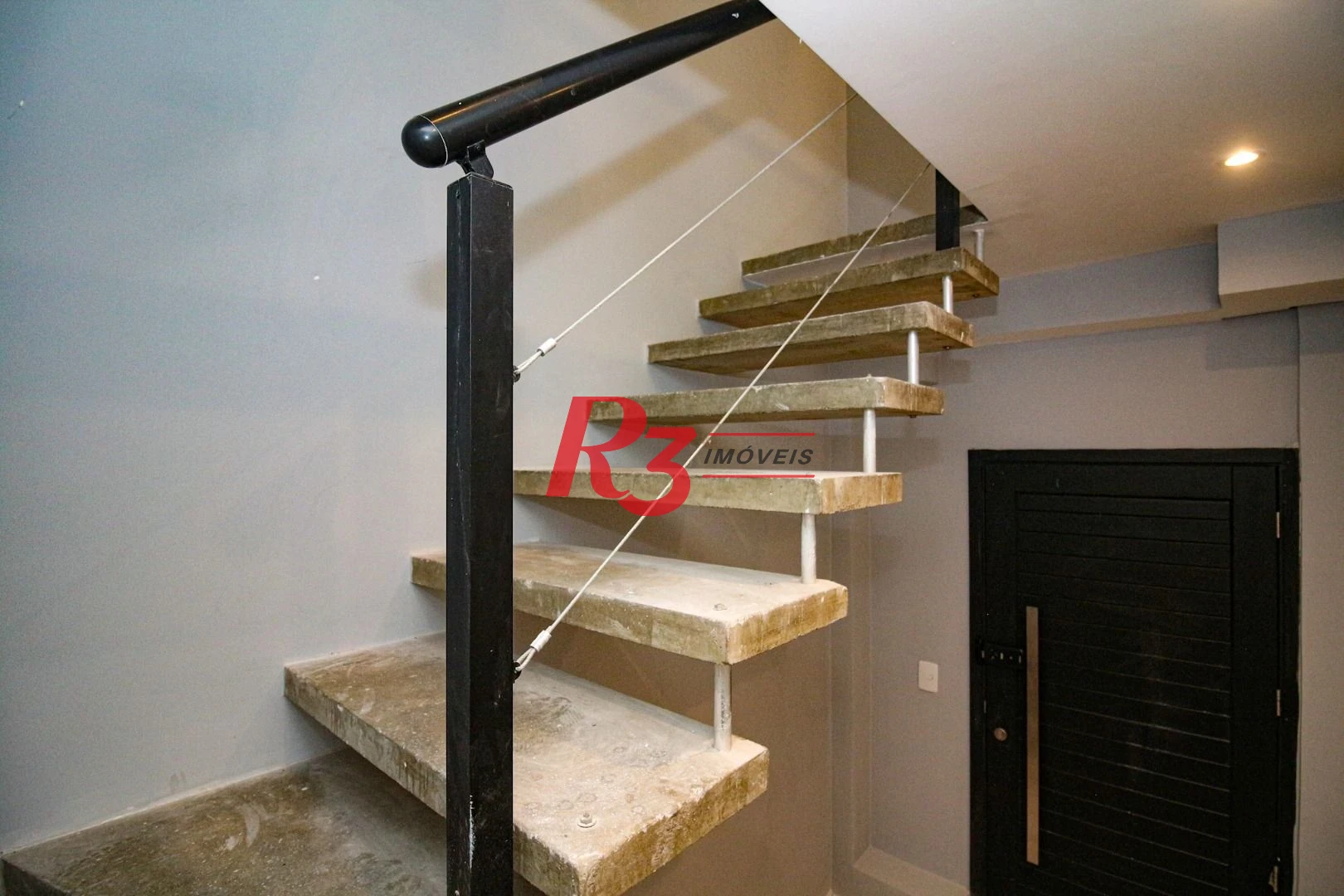 Sobrado à venda, 98 m² - Marapé - Santos/SP