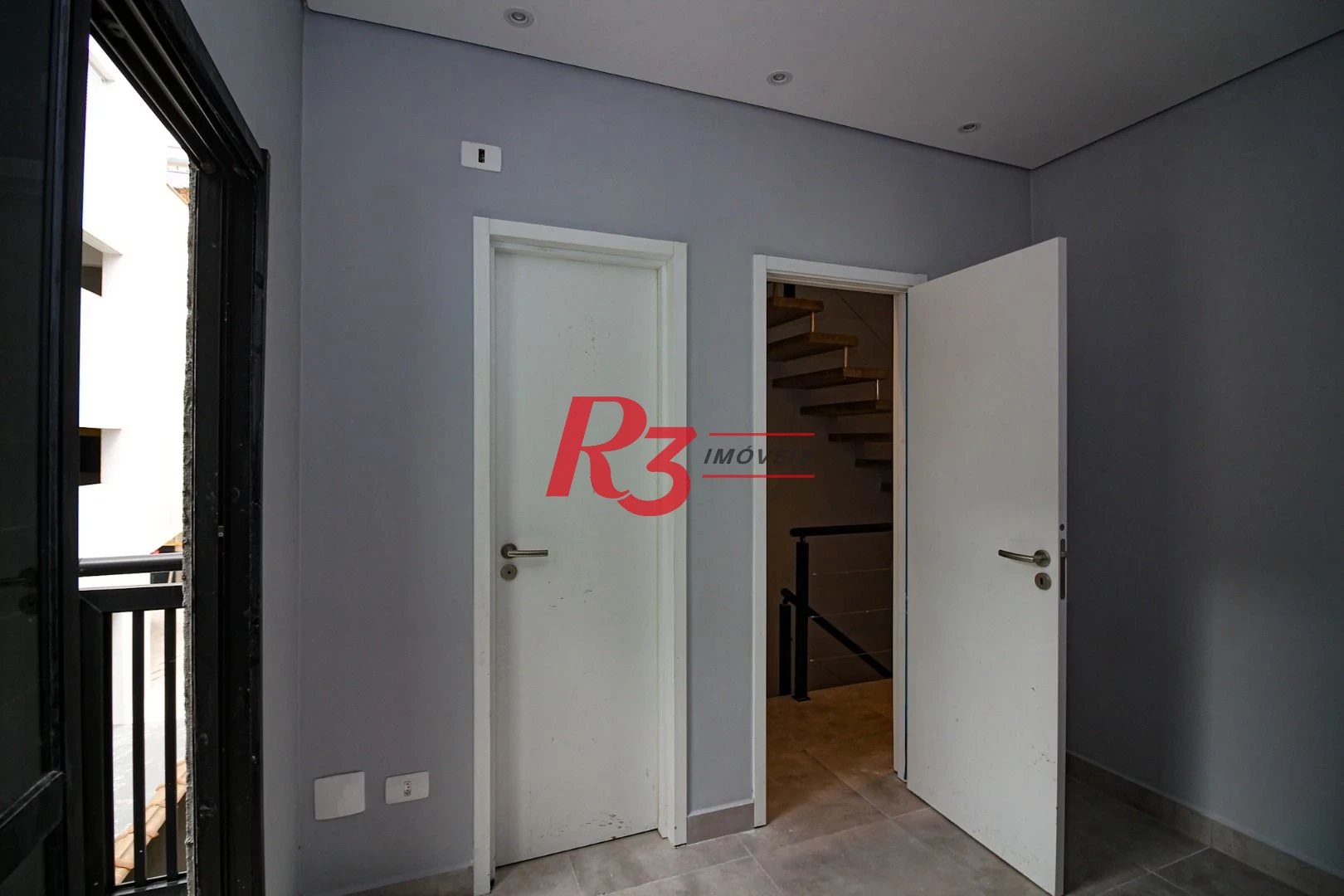 Sobrado à venda, 98 m² - Marapé - Santos/SP