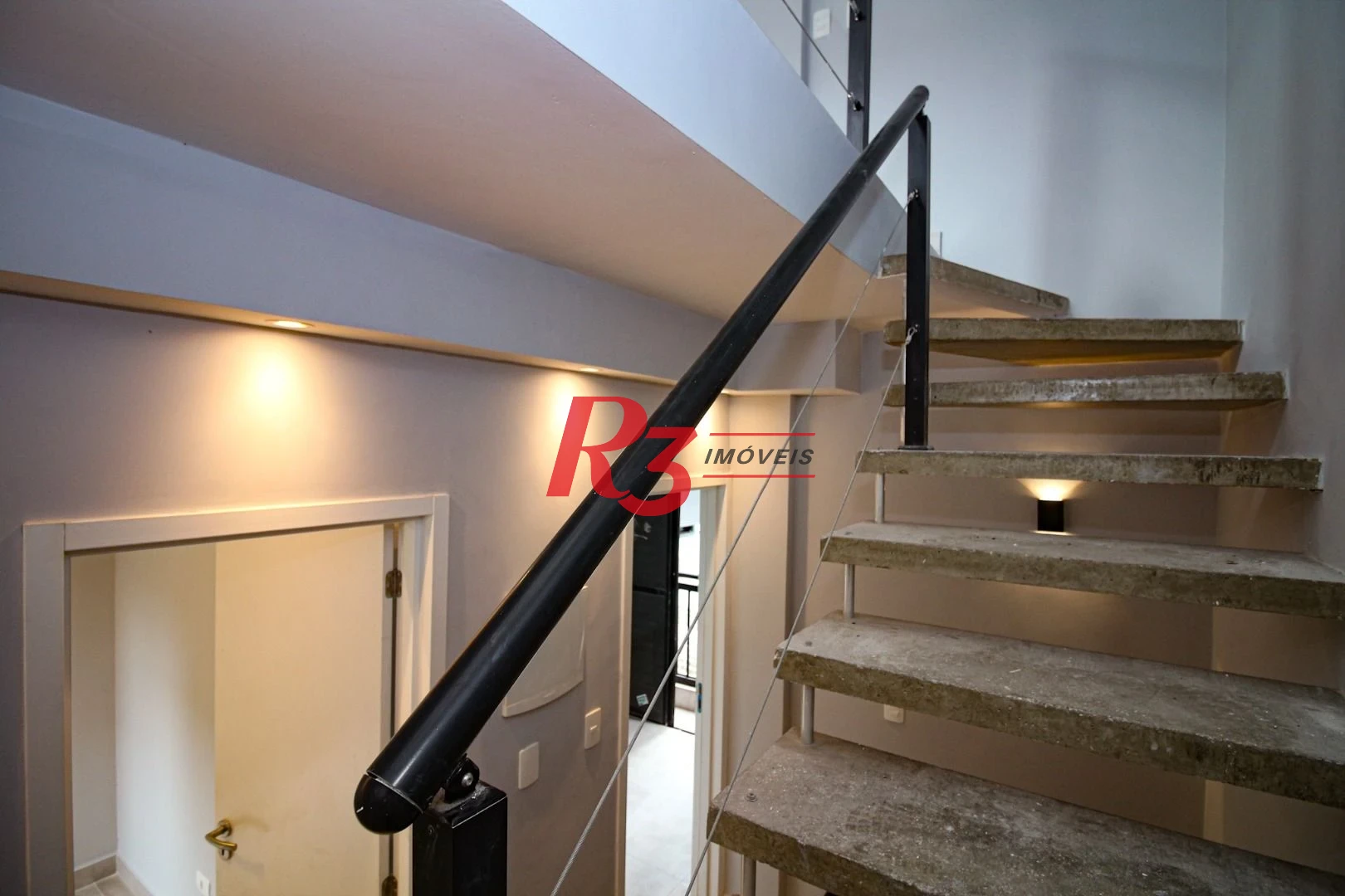 Sobrado à venda, 98 m² - Marapé - Santos/SP