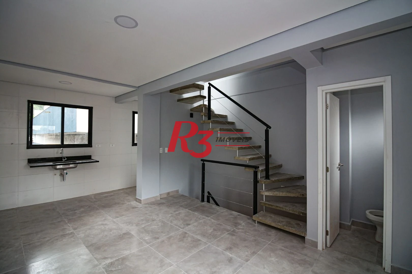Sobrado à venda, 98 m² - Marapé - Santos/SP