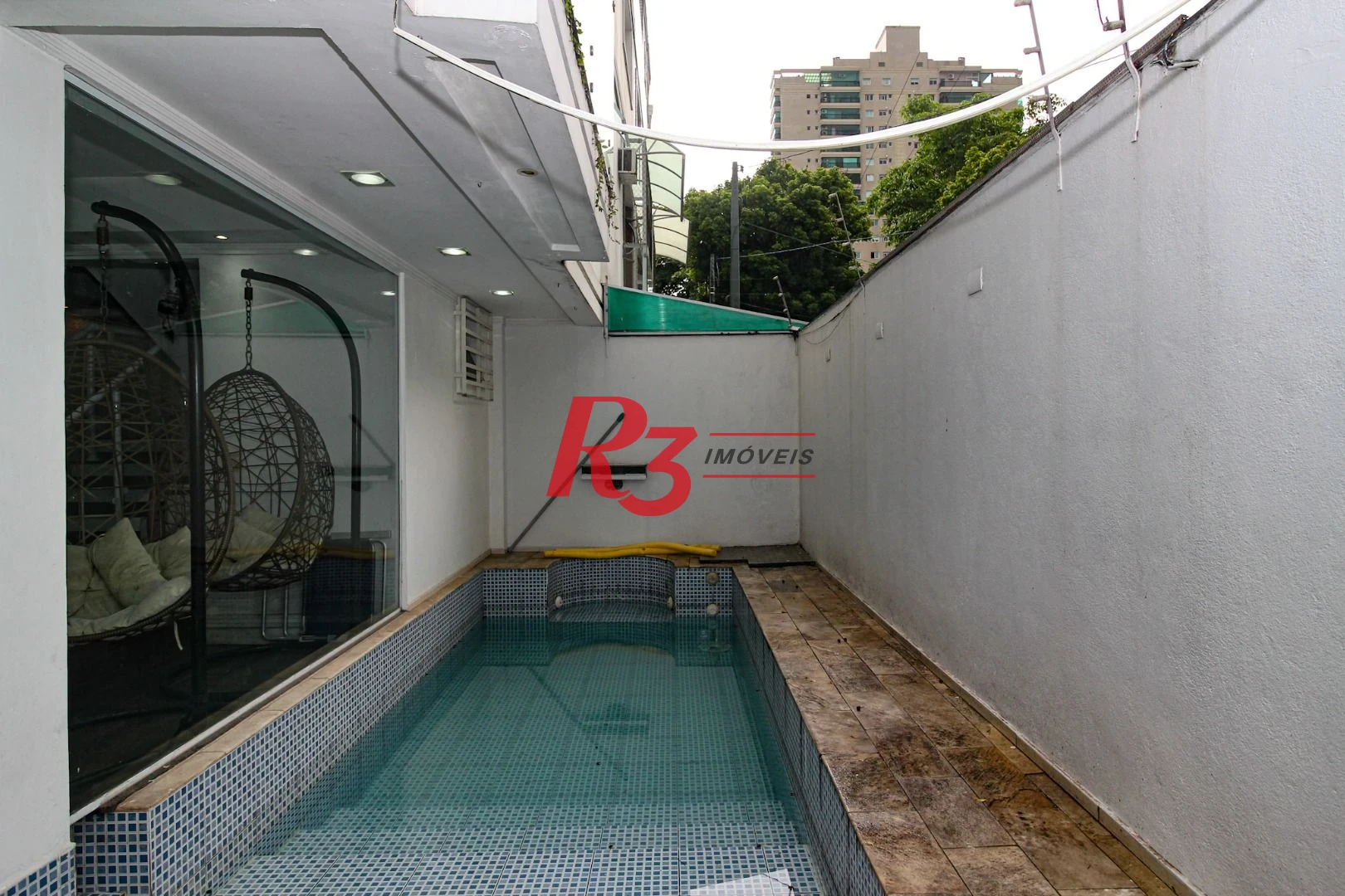 Casa com 3 dormitórios à venda, 155 m² por R$ 1.910.000,00 - Embaré - Santos/SP