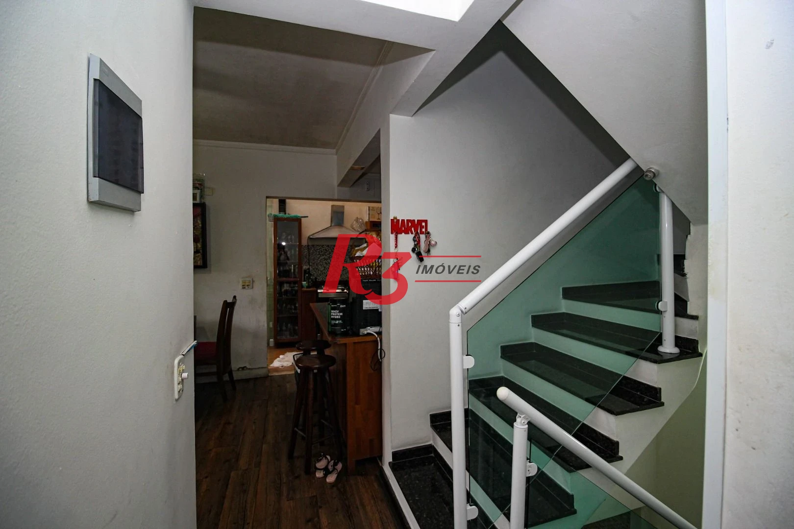 Casa com 3 dormitórios à venda, 155 m² por R$ 1.910.000,00 - Embaré - Santos/SP