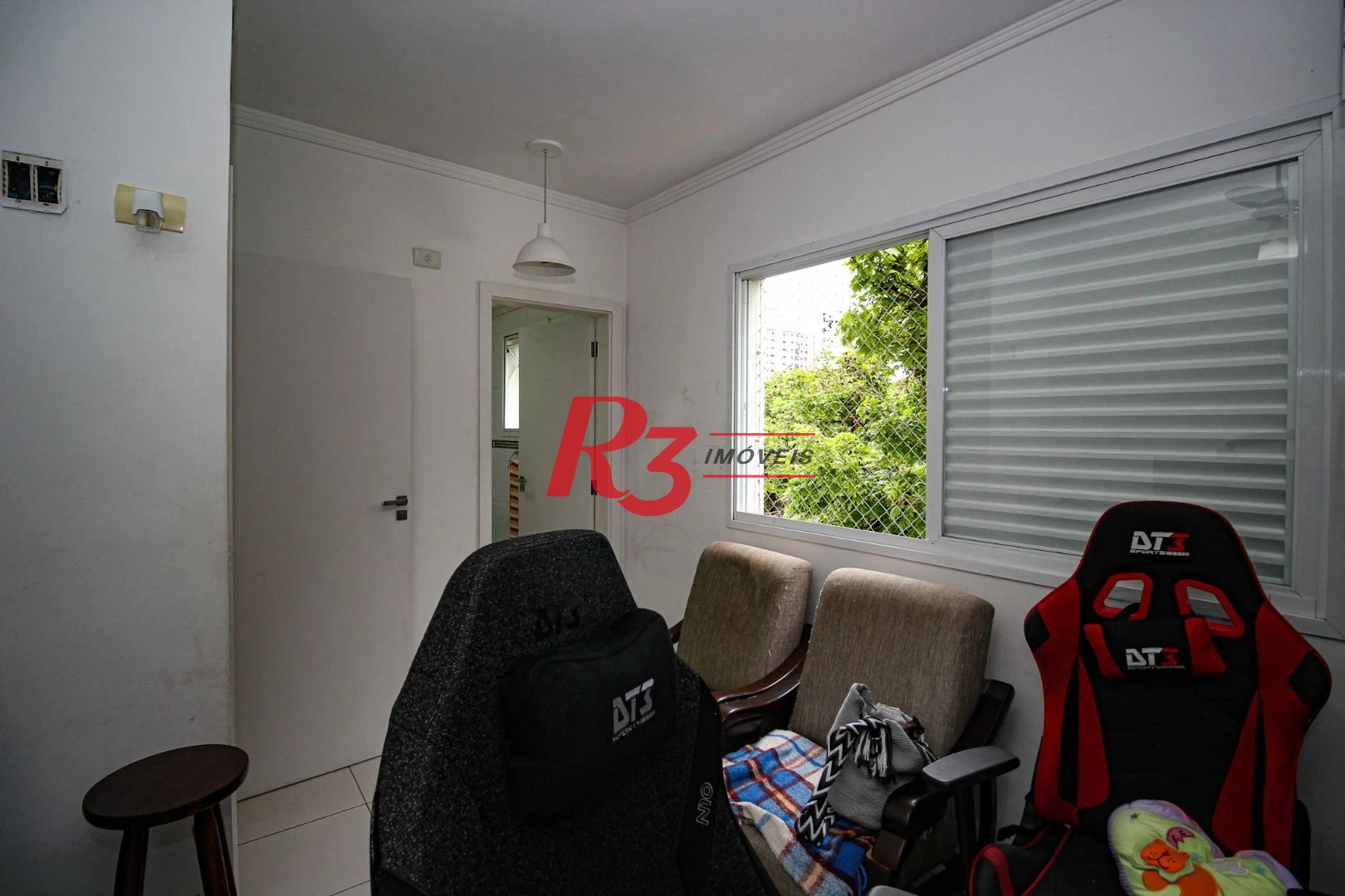 Casa com 3 dormitórios à venda, 155 m² por R$ 1.910.000,00 - Embaré - Santos/SP