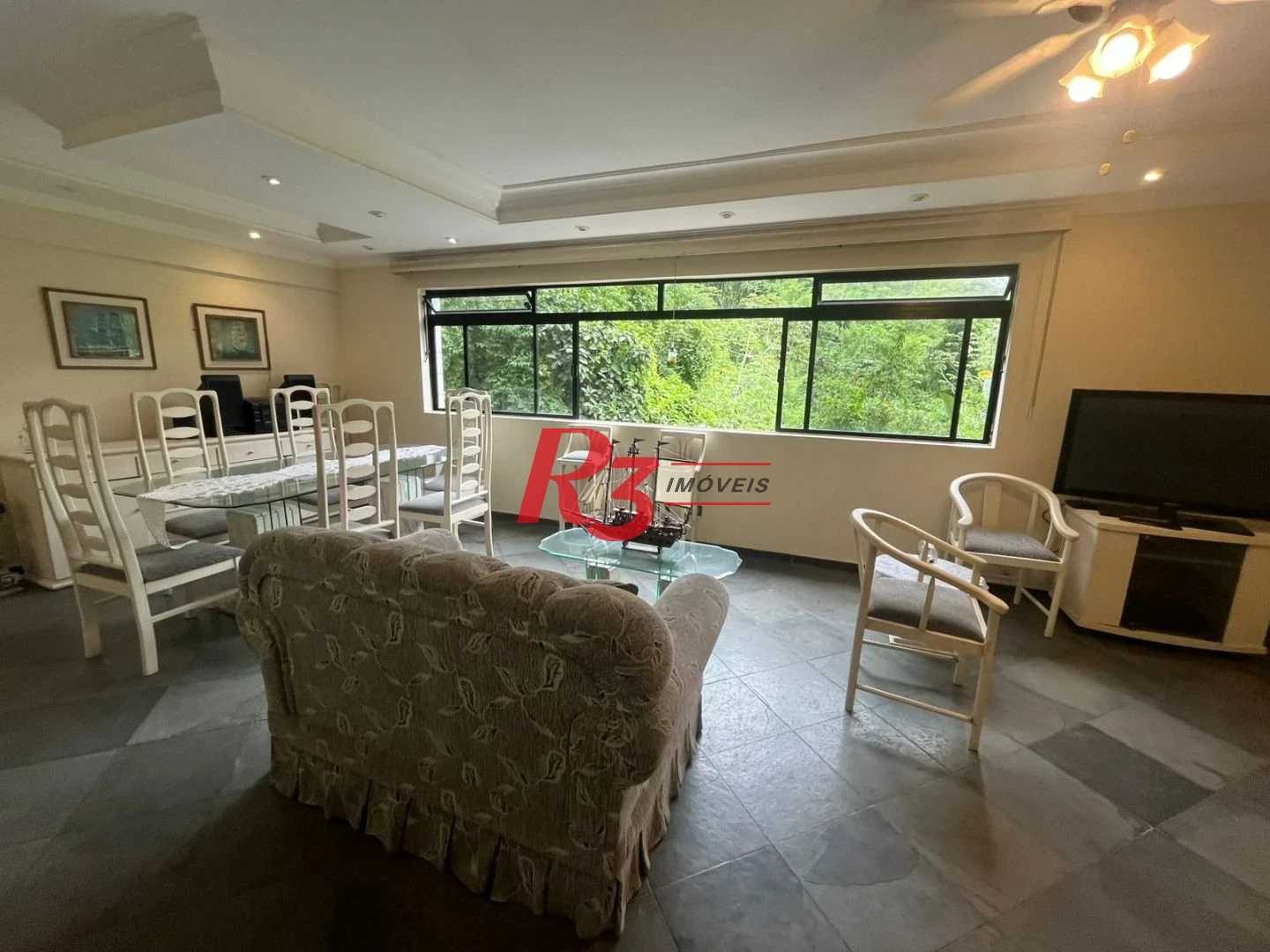 Apartamento com 3 dormitórios para alugar, 120 m² por R$ 6.000,02/mês - Barra Funda - Guarujá/SP