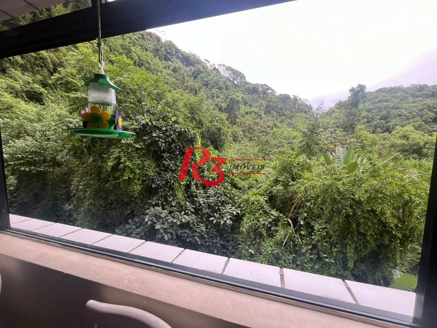 Apartamento com 3 dormitórios para alugar, 120 m² por R$ 6.000,02/mês - Barra Funda - Guarujá/SP