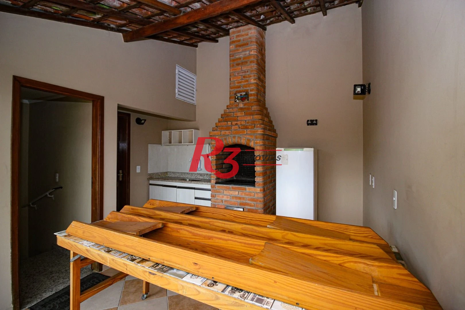 Sobrado com 3 dormitórios à venda, 136 m² por R$ 780.000,00 - Vila Valença - São Vicente/SP