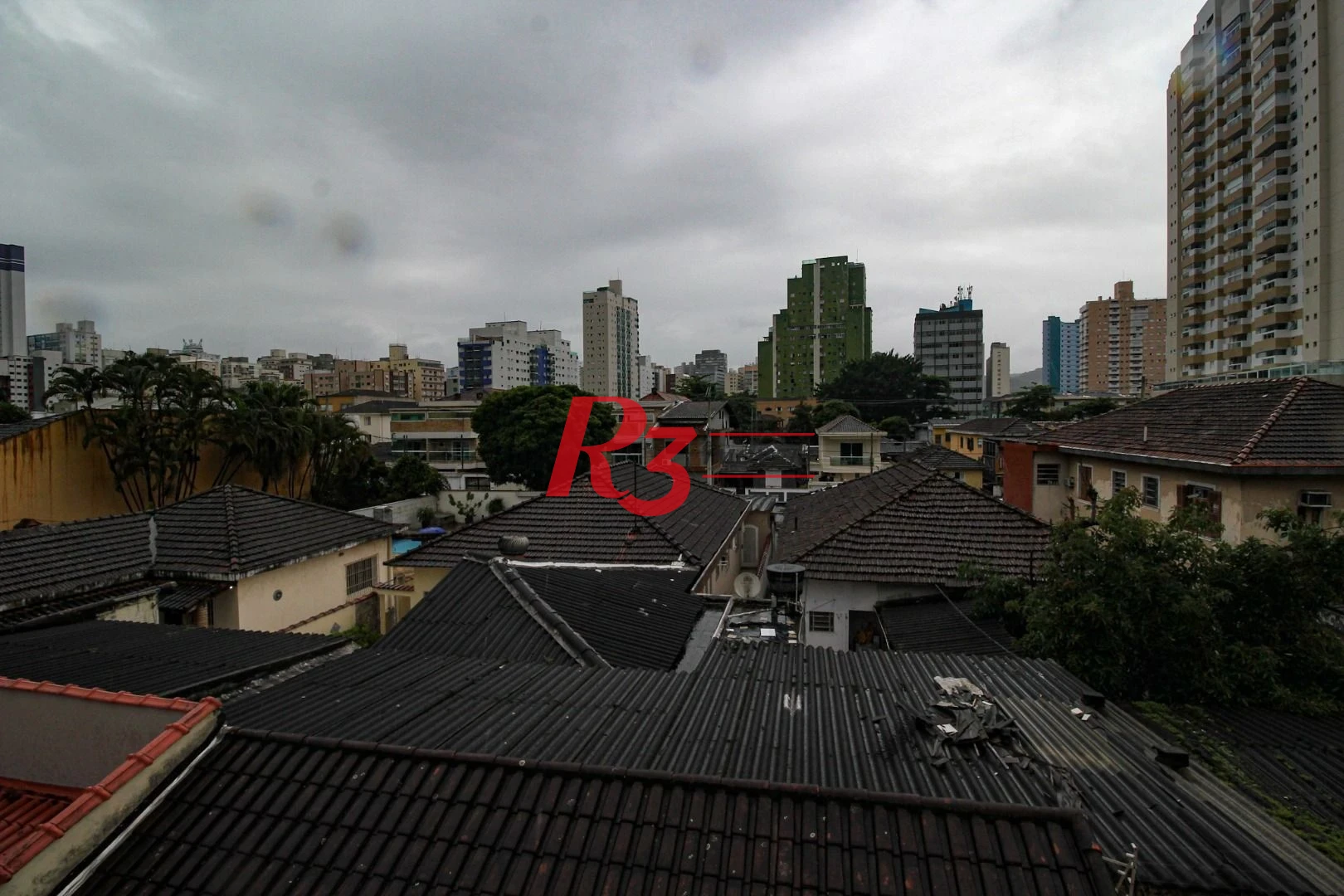 Sobrado com 3 dormitórios à venda, 136 m² por R$ 780.000,00 - Vila Valença - São Vicente/SP