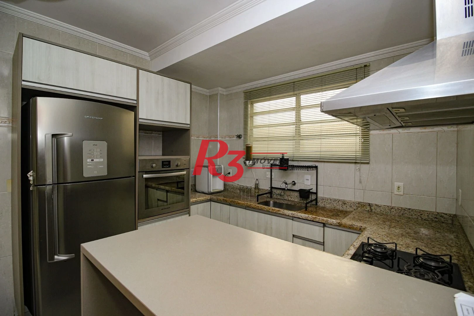 Sobrado com 3 dormitórios à venda, 136 m² por R$ 780.000,00 - Vila Valença - São Vicente/SP