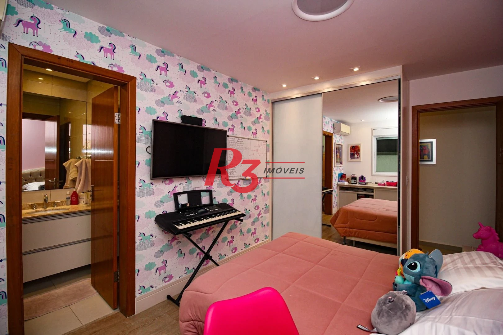 Village à venda, 227 m² por R$ 3.000.000,00 - Ponta da Praia - Santos/SP