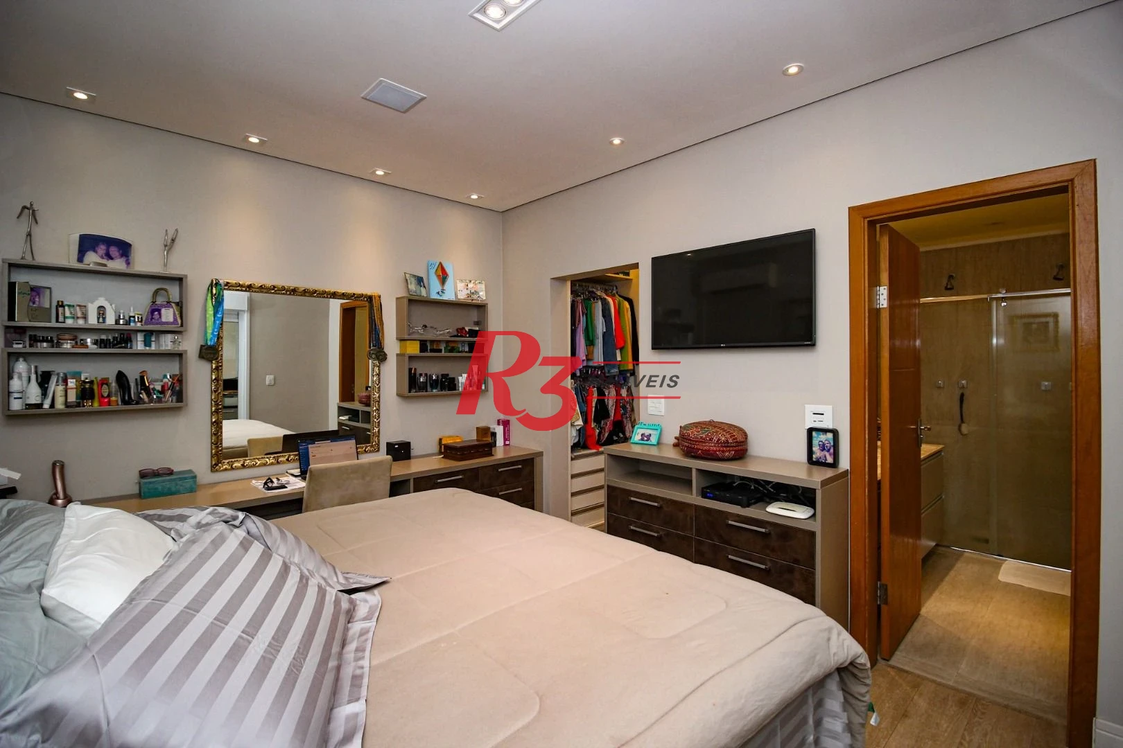 Village à venda, 227 m² por R$ 3.000.000,00 - Ponta da Praia - Santos/SP