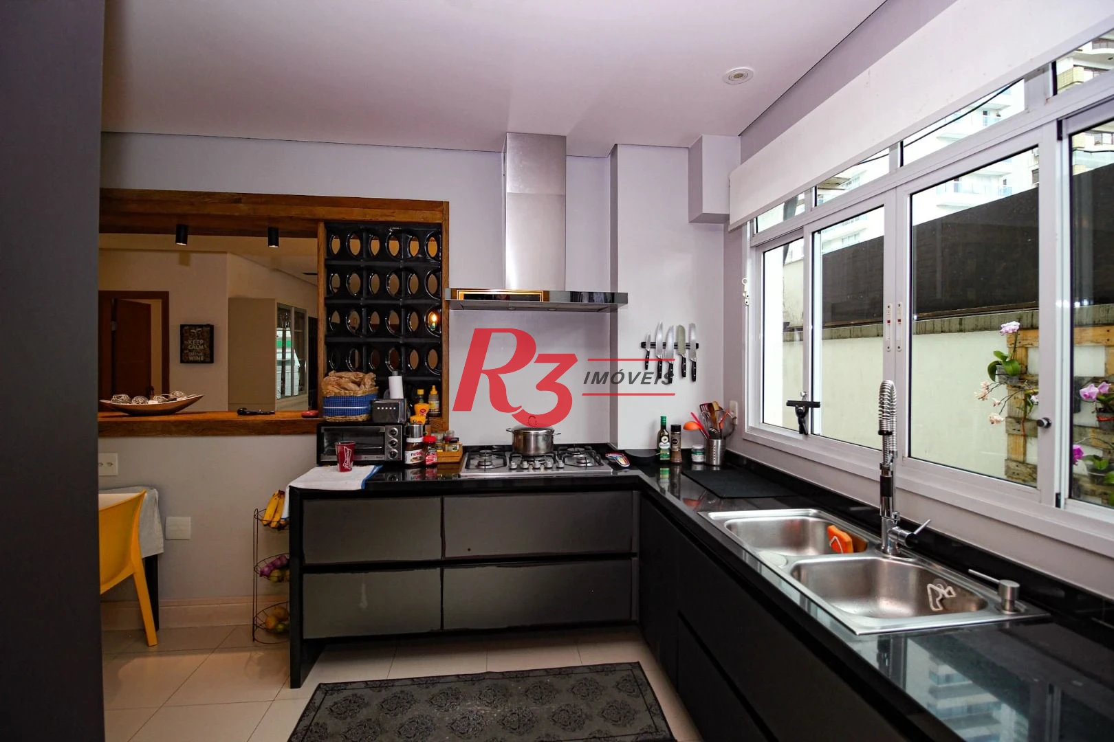 Village à venda, 227 m² por R$ 3.000.000,00 - Ponta da Praia - Santos/SP