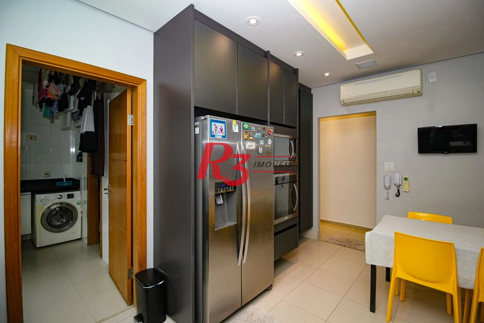 Village à venda, 227 m² por R$ 3.000.000,00 - Ponta da Praia - Santos/SP