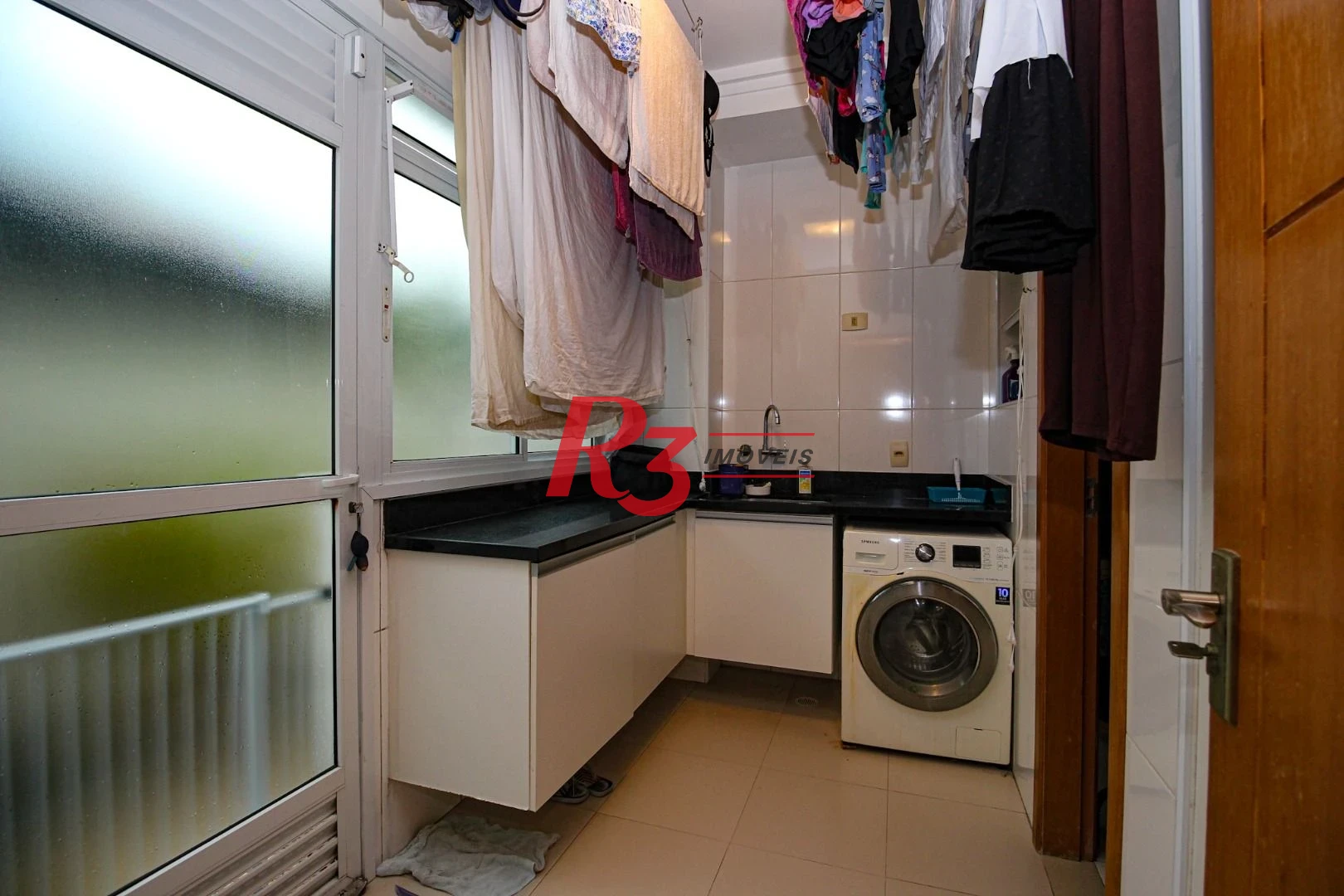 Village à venda, 227 m² por R$ 3.000.000,00 - Ponta da Praia - Santos/SP