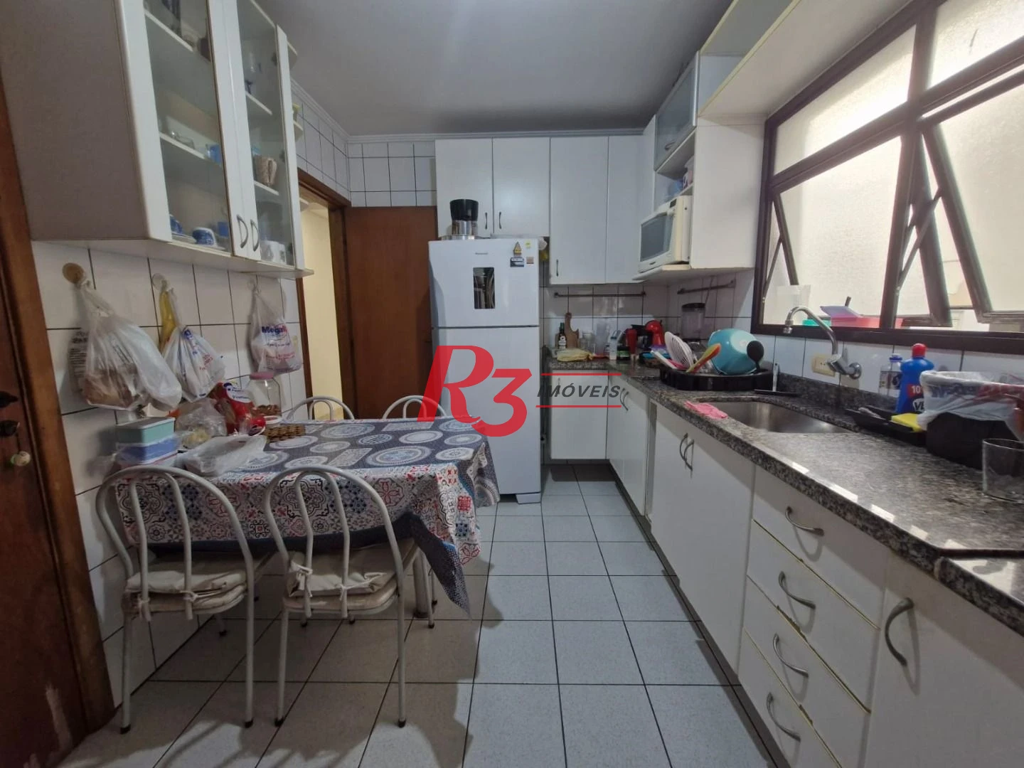 Apartamento com 2 dormitórios à venda, 83 m² por R$ 650.000,00 - Pompéia - Santos/SP