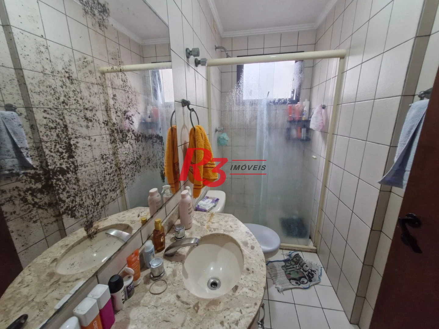 Apartamento com 2 dormitórios à venda, 83 m² por R$ 650.000,00 - Pompéia - Santos/SP