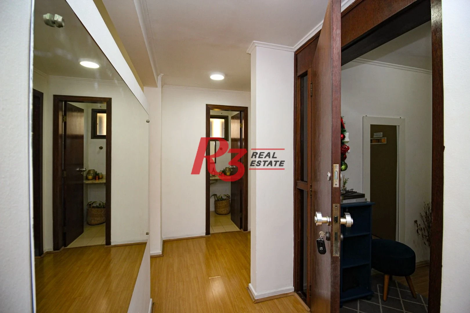 Apartamento com 3 dormitórios para alugar, 170 m² por R$ 7.800,00/ano - Boqueirão - Santos/SP