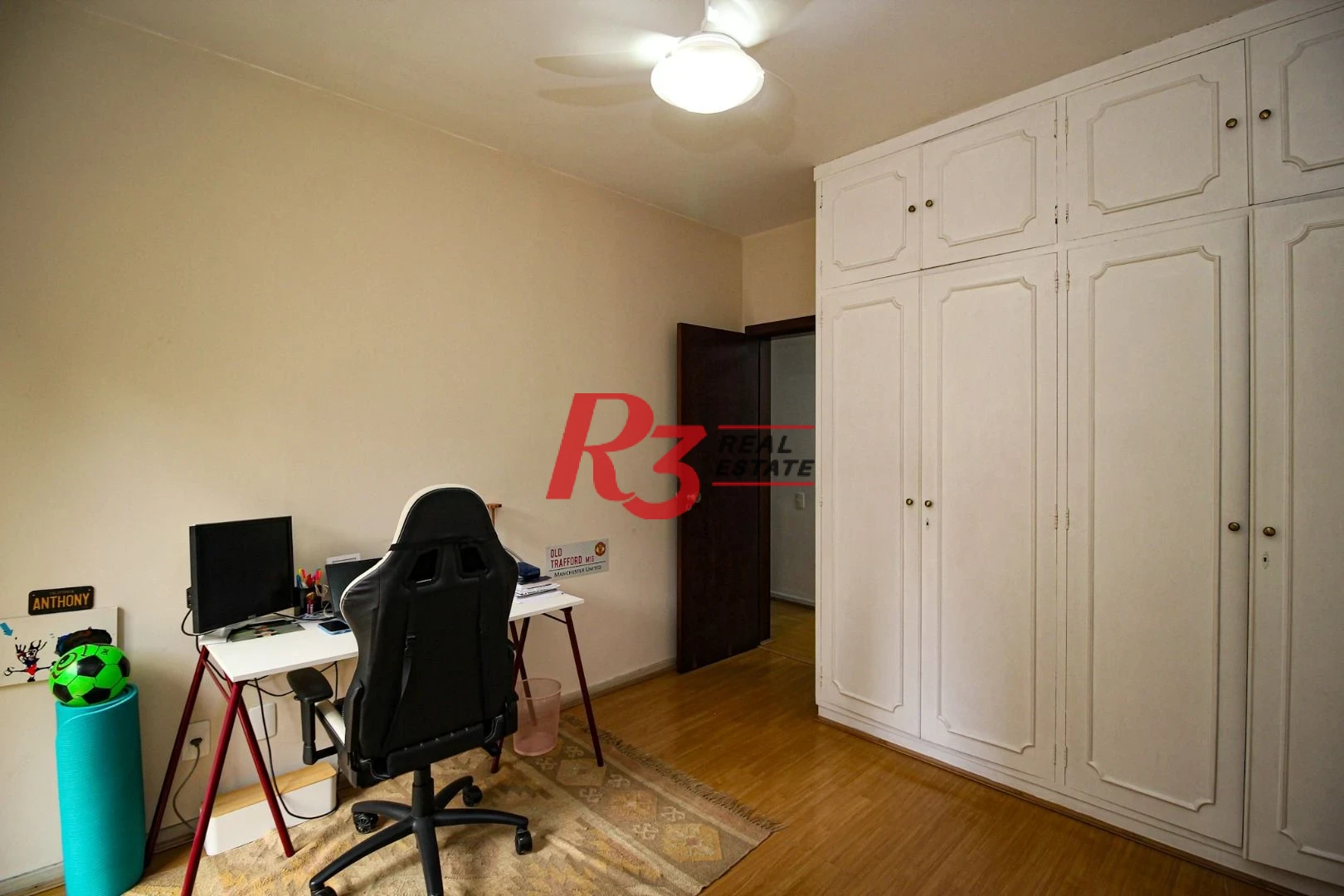 Apartamento com 3 dormitórios para alugar, 170 m² por R$ 7.800,00/ano - Boqueirão - Santos/SP