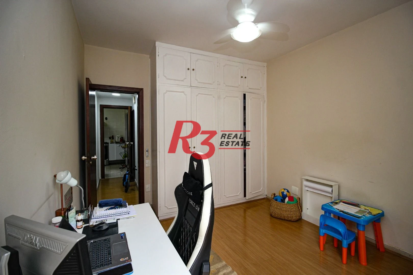 Apartamento com 3 dormitórios para alugar, 170 m² por R$ 7.800,00/ano - Boqueirão - Santos/SP