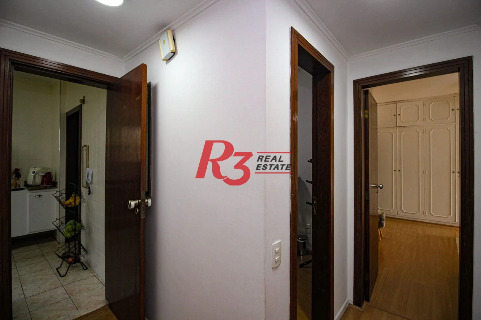 Apartamento com 3 dormitórios para alugar, 170 m² por R$ 7.800,00/ano - Boqueirão - Santos/SP