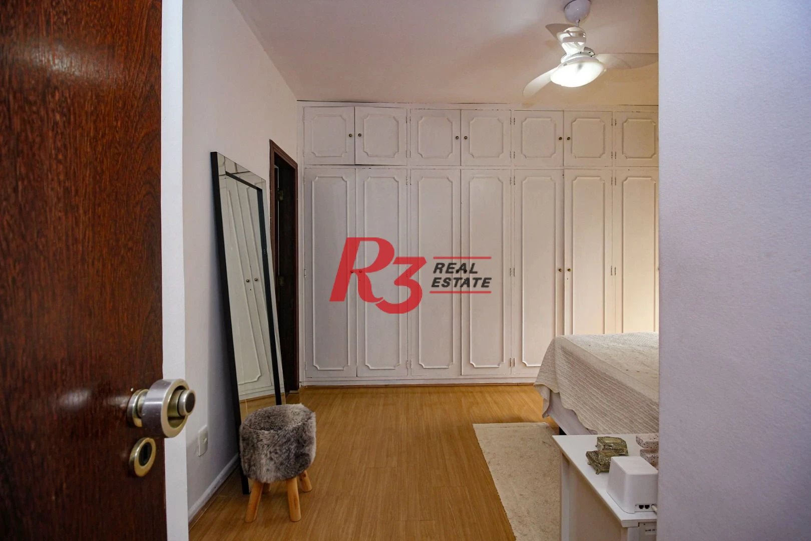 Apartamento com 3 dormitórios para alugar, 170 m² por R$ 7.800,00/ano - Boqueirão - Santos/SP