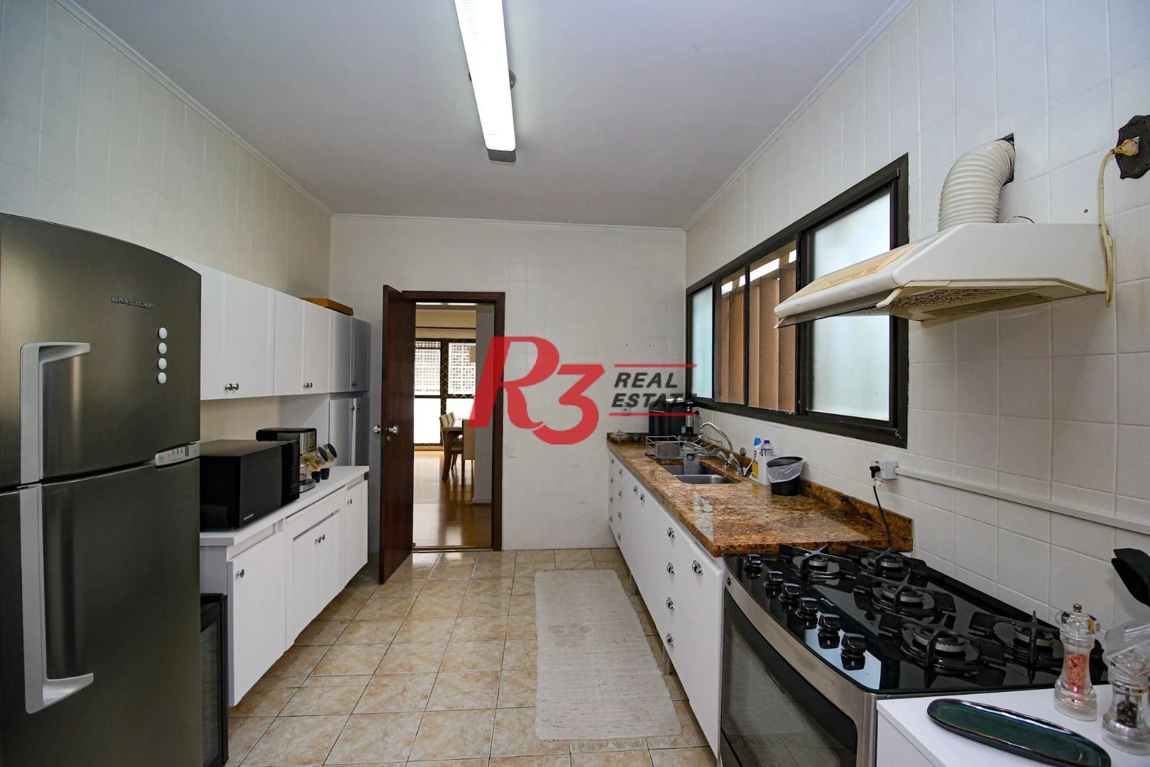 Apartamento com 3 dormitórios para alugar, 170 m² por R$ 7.800,00/ano - Boqueirão - Santos/SP