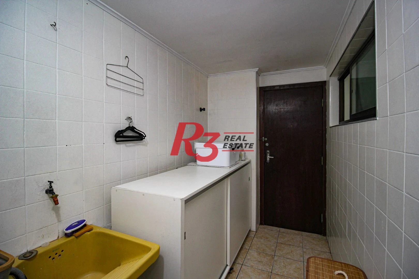 Apartamento com 3 dormitórios para alugar, 170 m² por R$ 7.800,00/ano - Boqueirão - Santos/SP