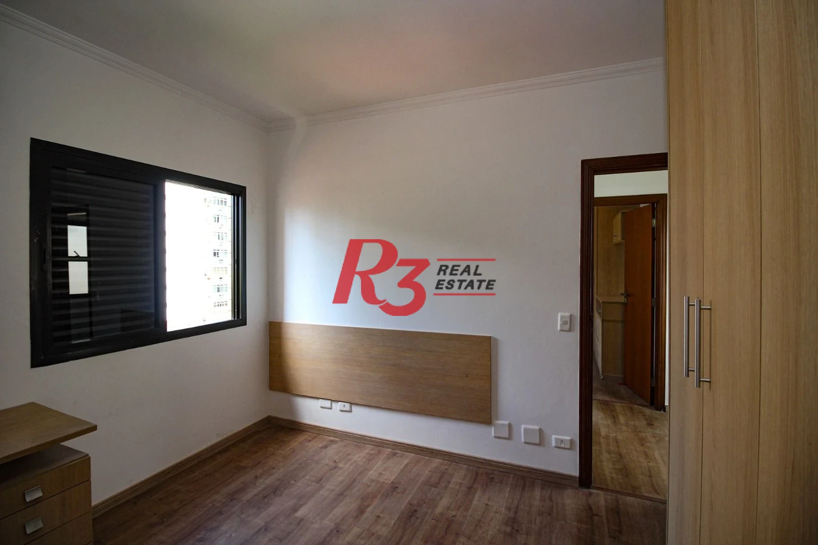 Apartamento com 3 dormitórios à venda, 136 m² por R$ 1.060.000,00 - Pompéia - Santos/SP