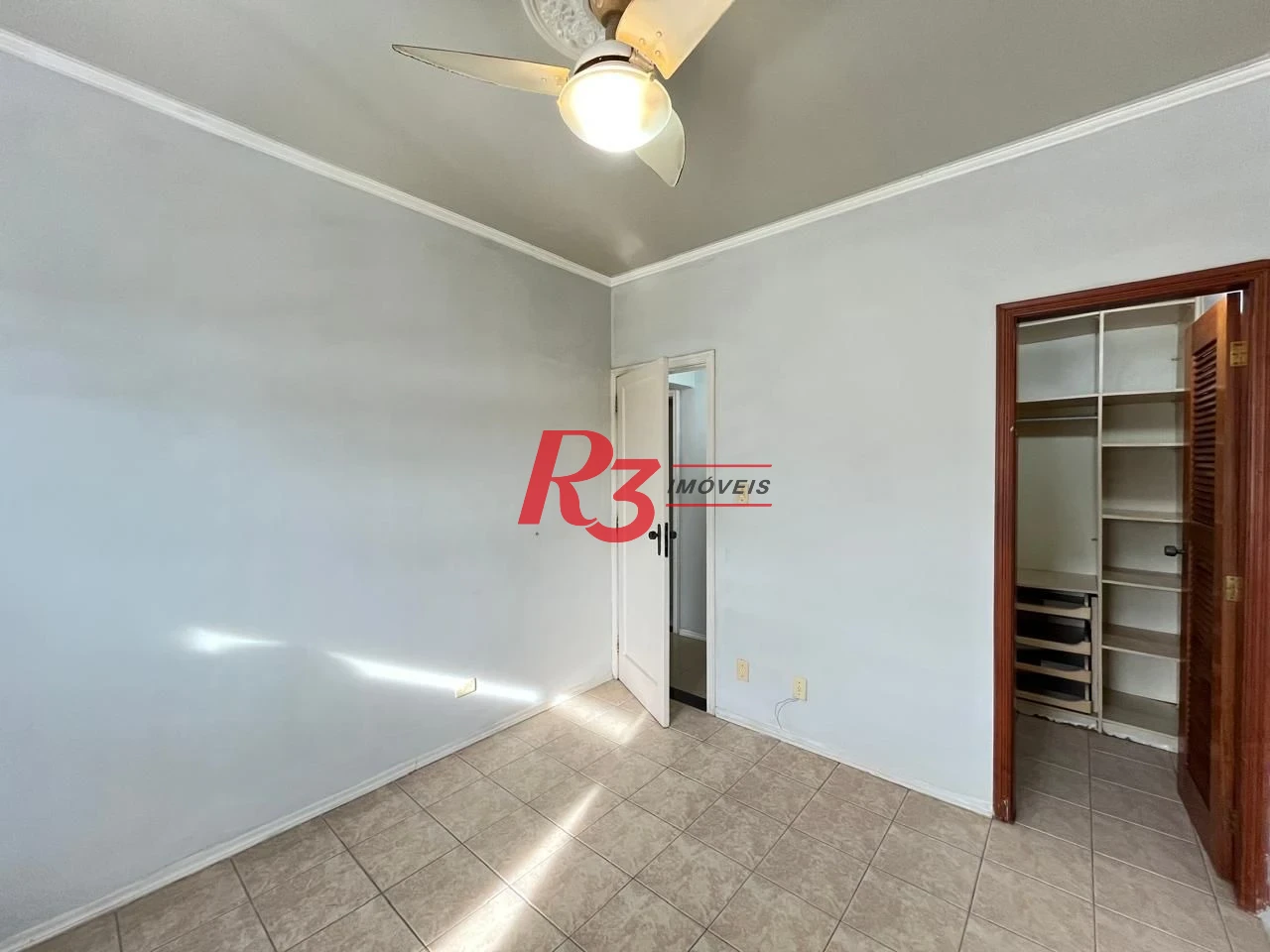 Apartamento à venda, 113 m² por R$ 640.000,00 - Gonzaga - Santos/SP