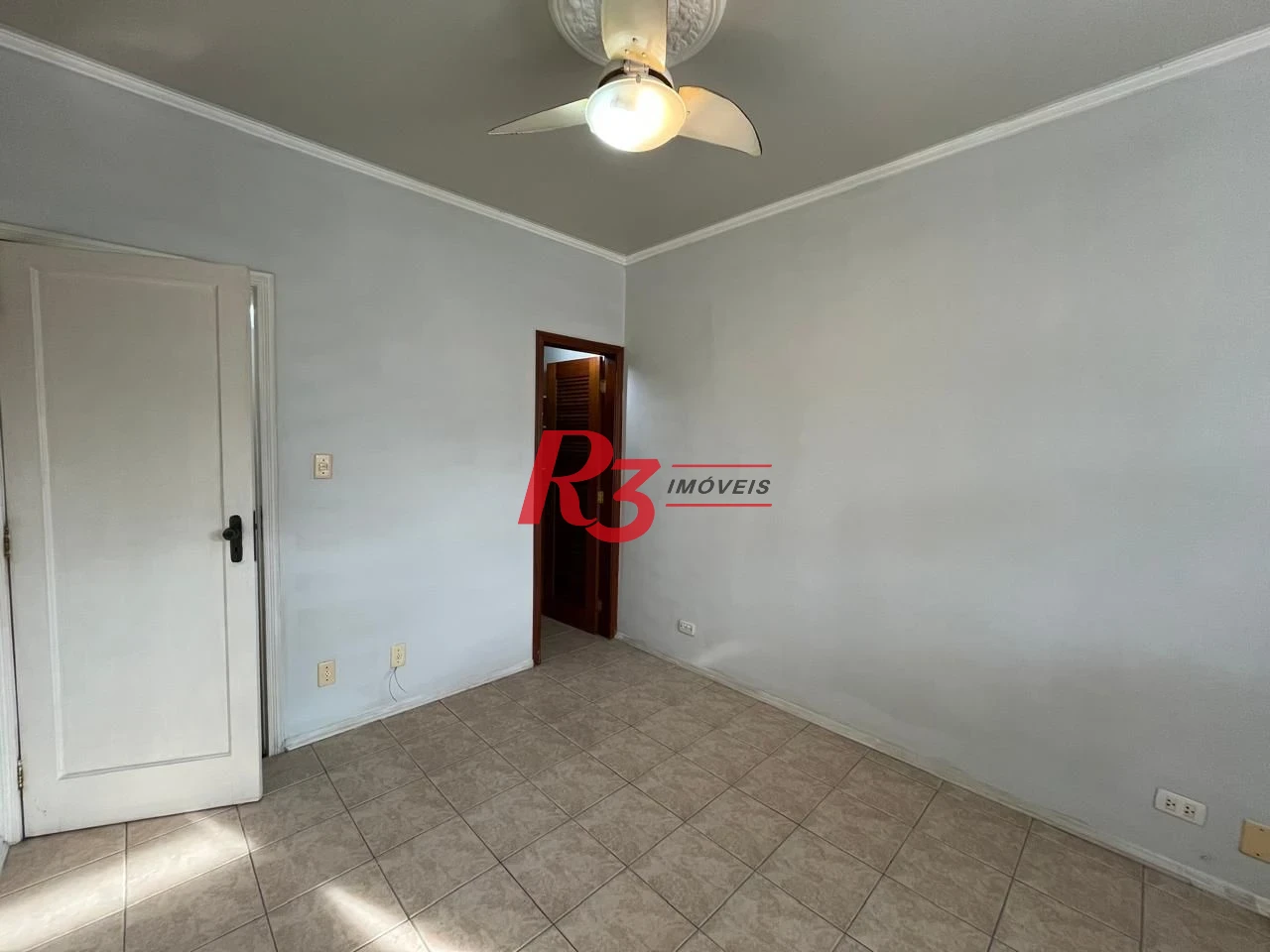 Apartamento à venda, 113 m² por R$ 640.000,00 - Gonzaga - Santos/SP
