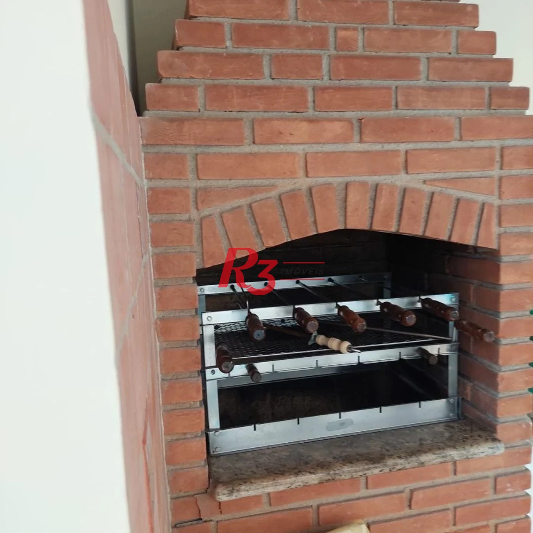 Sobrado com 3 dormitórios à venda, 276 m² por R$ 2.630.000,00 - Boqueirão - Santos/SP