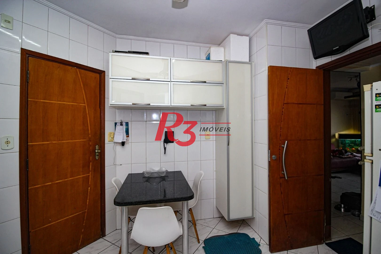 Apartamento com 2 dormitórios à venda, 82 m² por R$ 620.000,00 - Embaré - Santos/SP