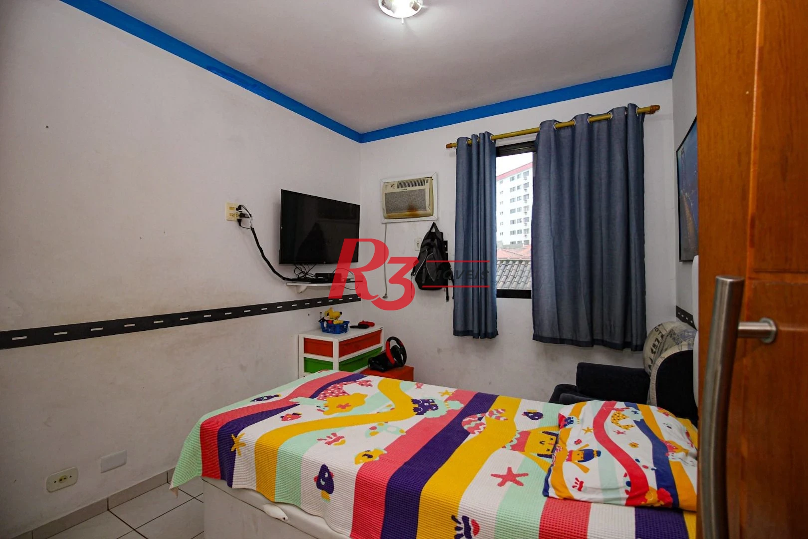 Apartamento com 2 dormitórios à venda, 82 m² por R$ 620.000,00 - Embaré - Santos/SP