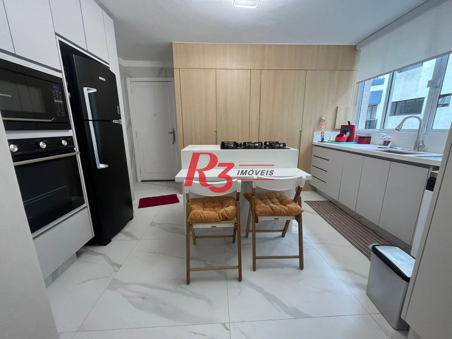 Apartamento com 3 dormitórios à venda, 87 m² por R$ 950.000,00 - Boqueirão - Santos/SP