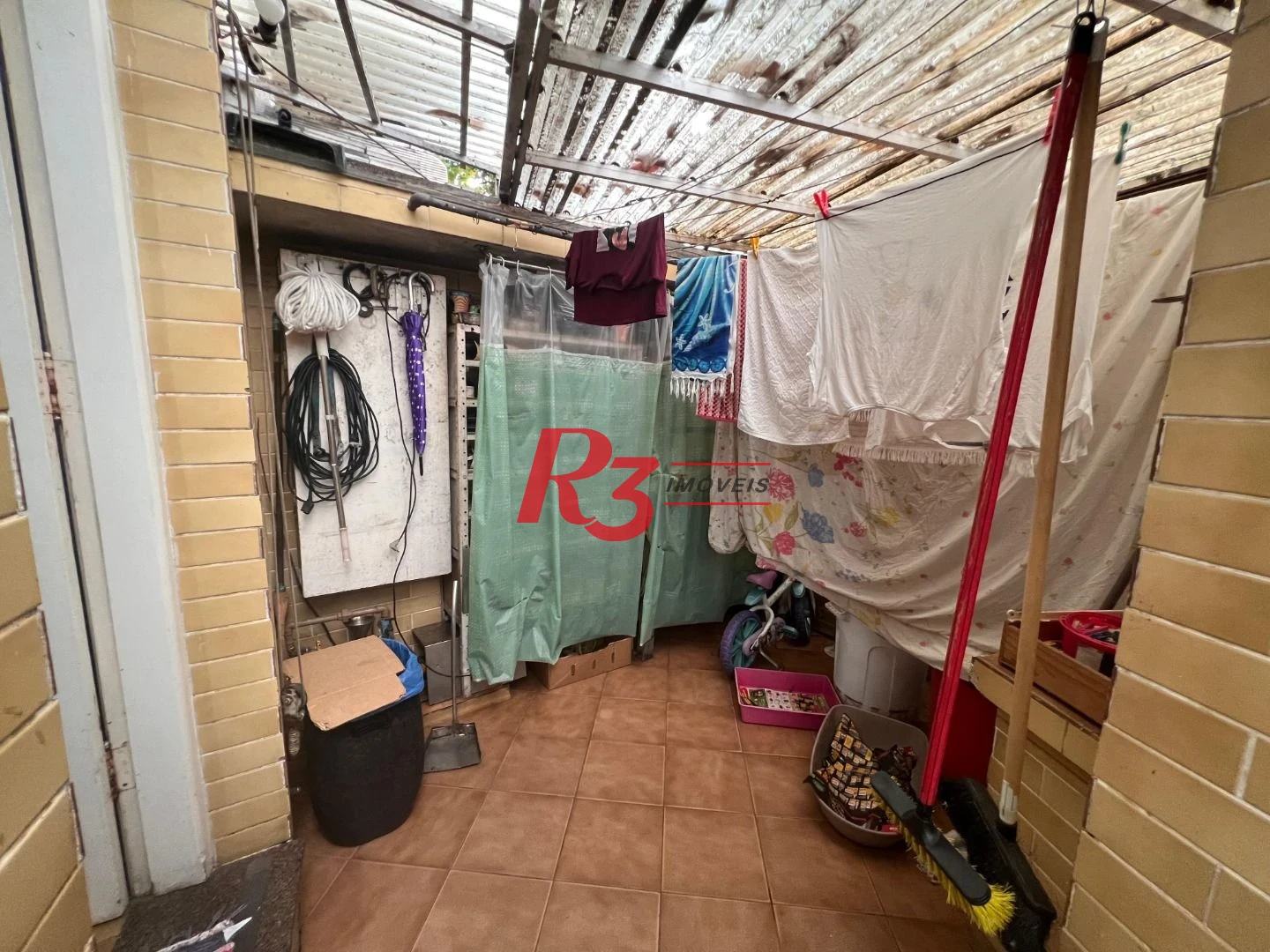 Casa com 3 dormitórios à venda, 148 m² por R$ 1.180.000,00 - Embaré - Santos/SP