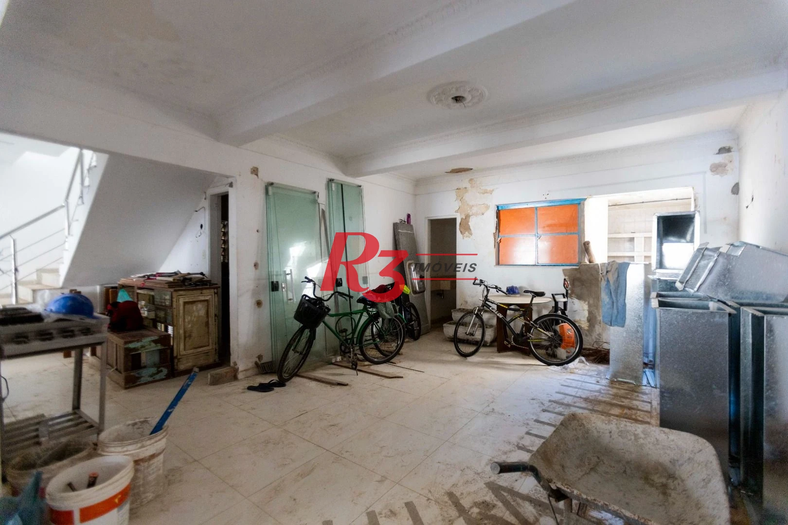 Sobrado com 4 dormitórios à venda, 258 m² por R$ 3.750.000,00 - Ponta da Praia - Santos/SP