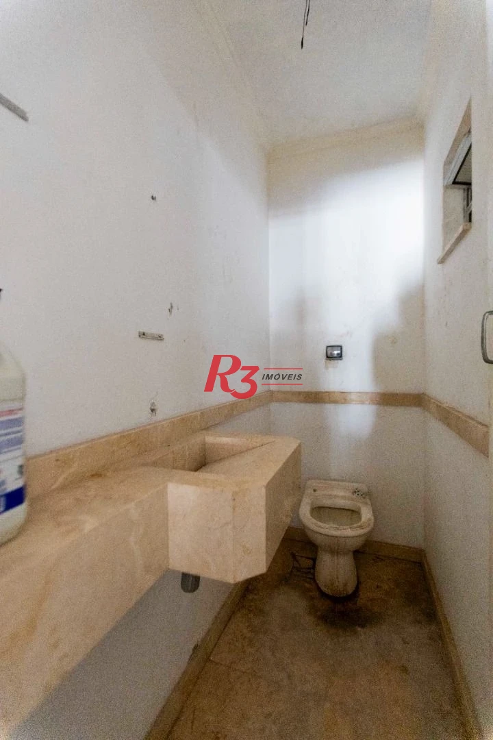 Sobrado com 4 dormitórios à venda, 258 m² por R$ 3.750.000,00 - Ponta da Praia - Santos/SP
