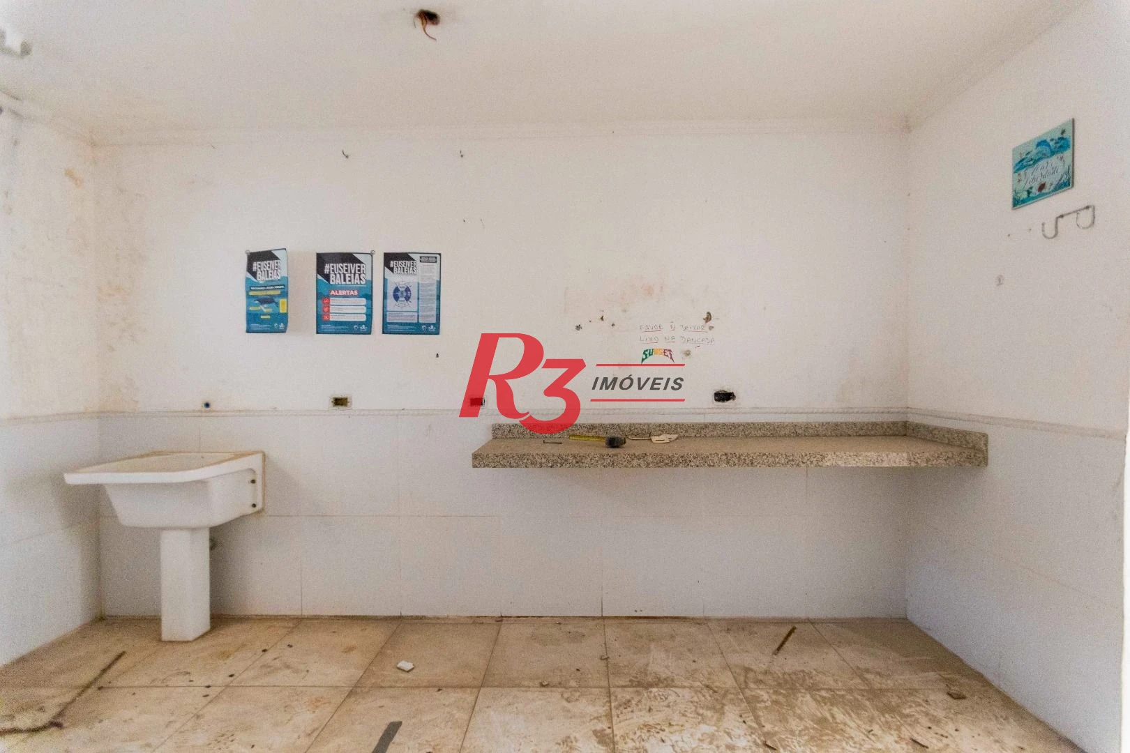 Sobrado com 4 dormitórios à venda, 258 m² por R$ 3.750.000,00 - Ponta da Praia - Santos/SP