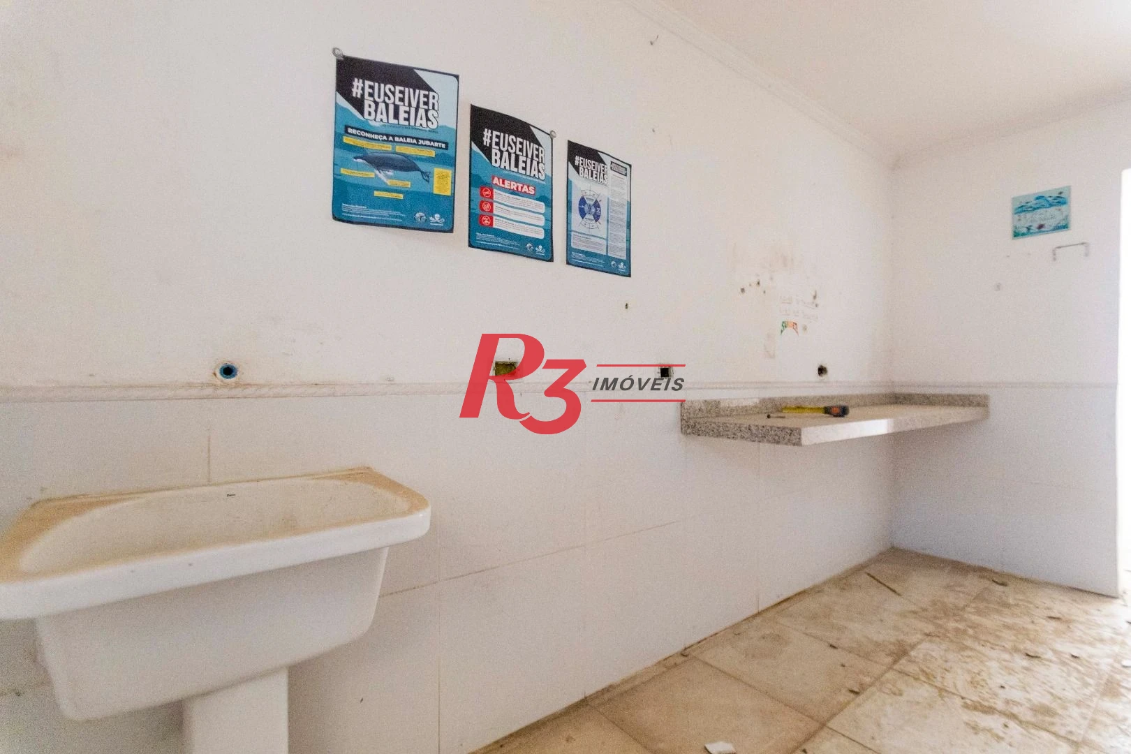 Sobrado com 4 dormitórios à venda, 258 m² por R$ 3.750.000,00 - Ponta da Praia - Santos/SP