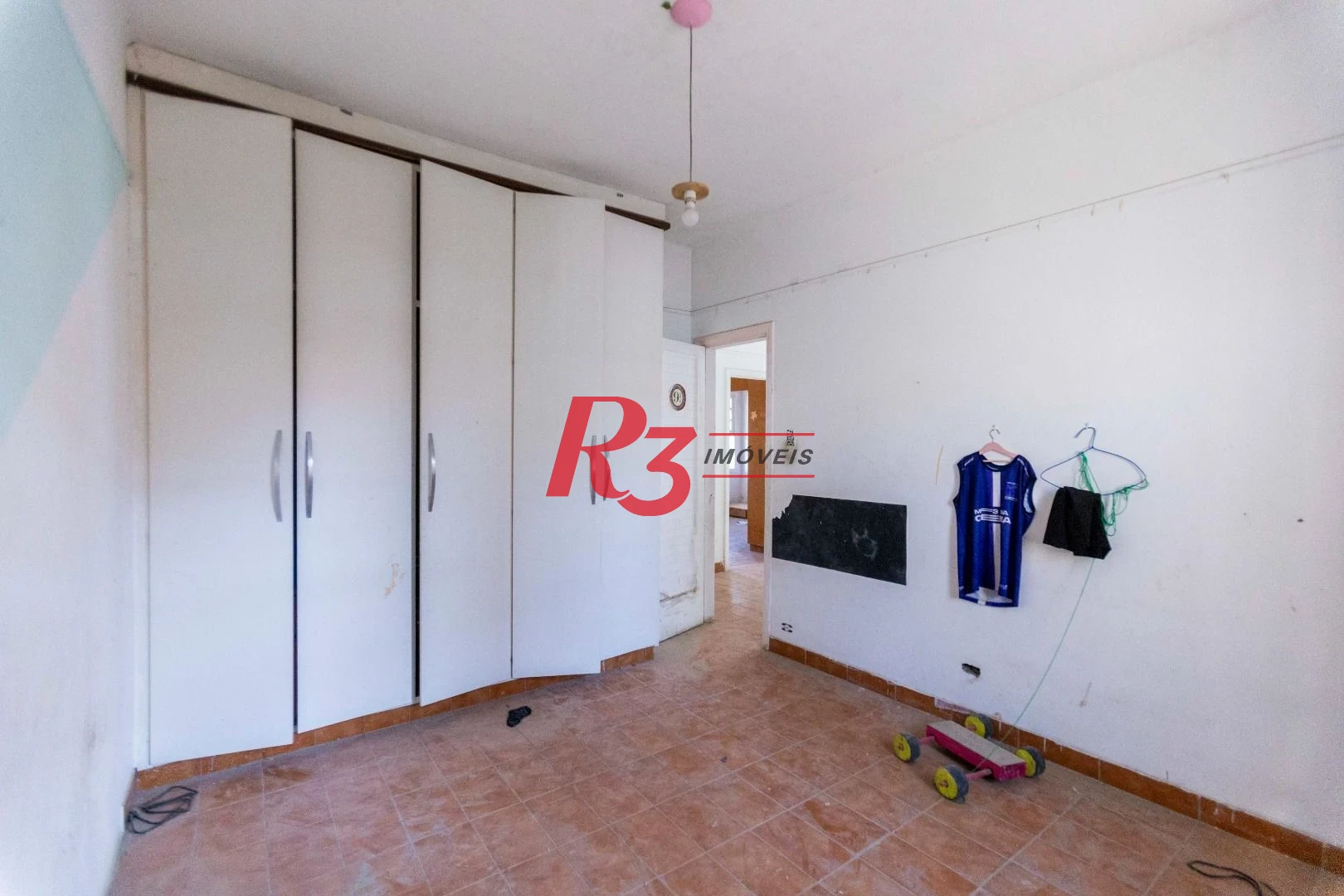 Sobrado com 4 dormitórios à venda, 258 m² por R$ 3.750.000,00 - Ponta da Praia - Santos/SP