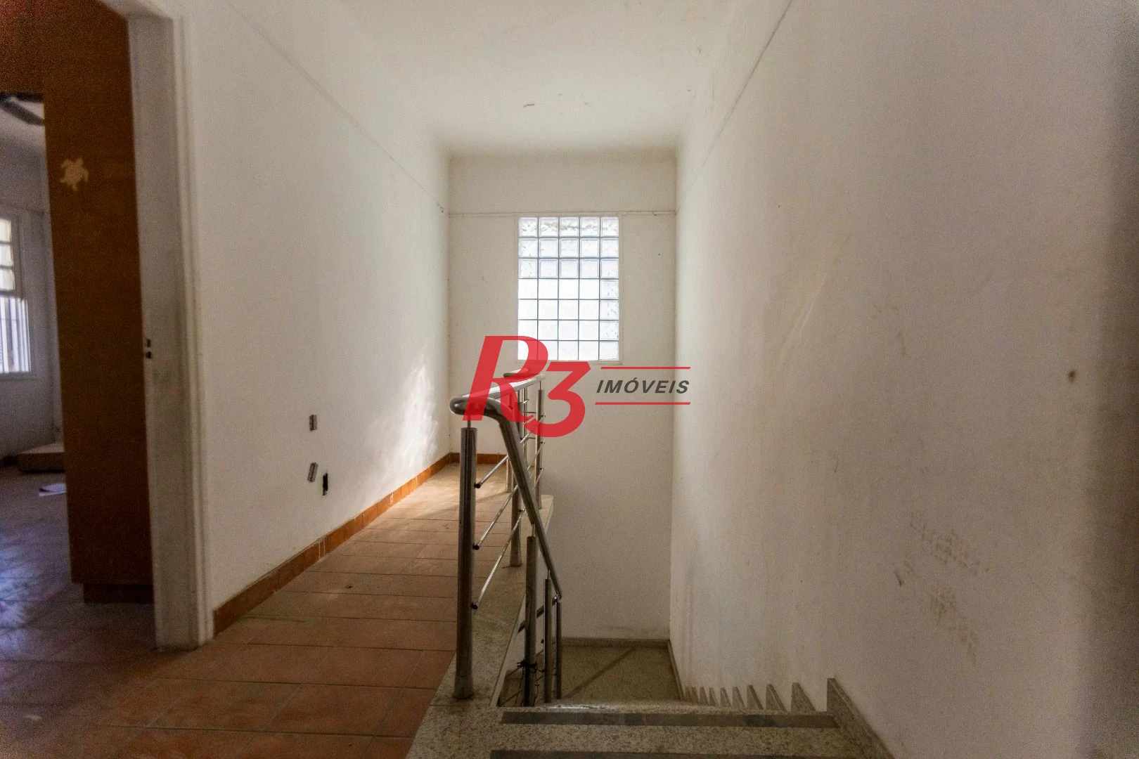 Sobrado com 4 dormitórios à venda, 258 m² por R$ 3.750.000,00 - Ponta da Praia - Santos/SP