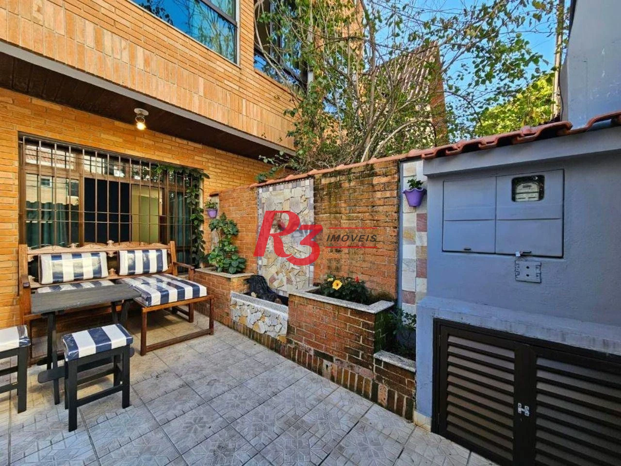 Casa com 3 dormitórios à venda, 158 m² por R$ 1.280.000,00 - Aparecida - Santos/SP