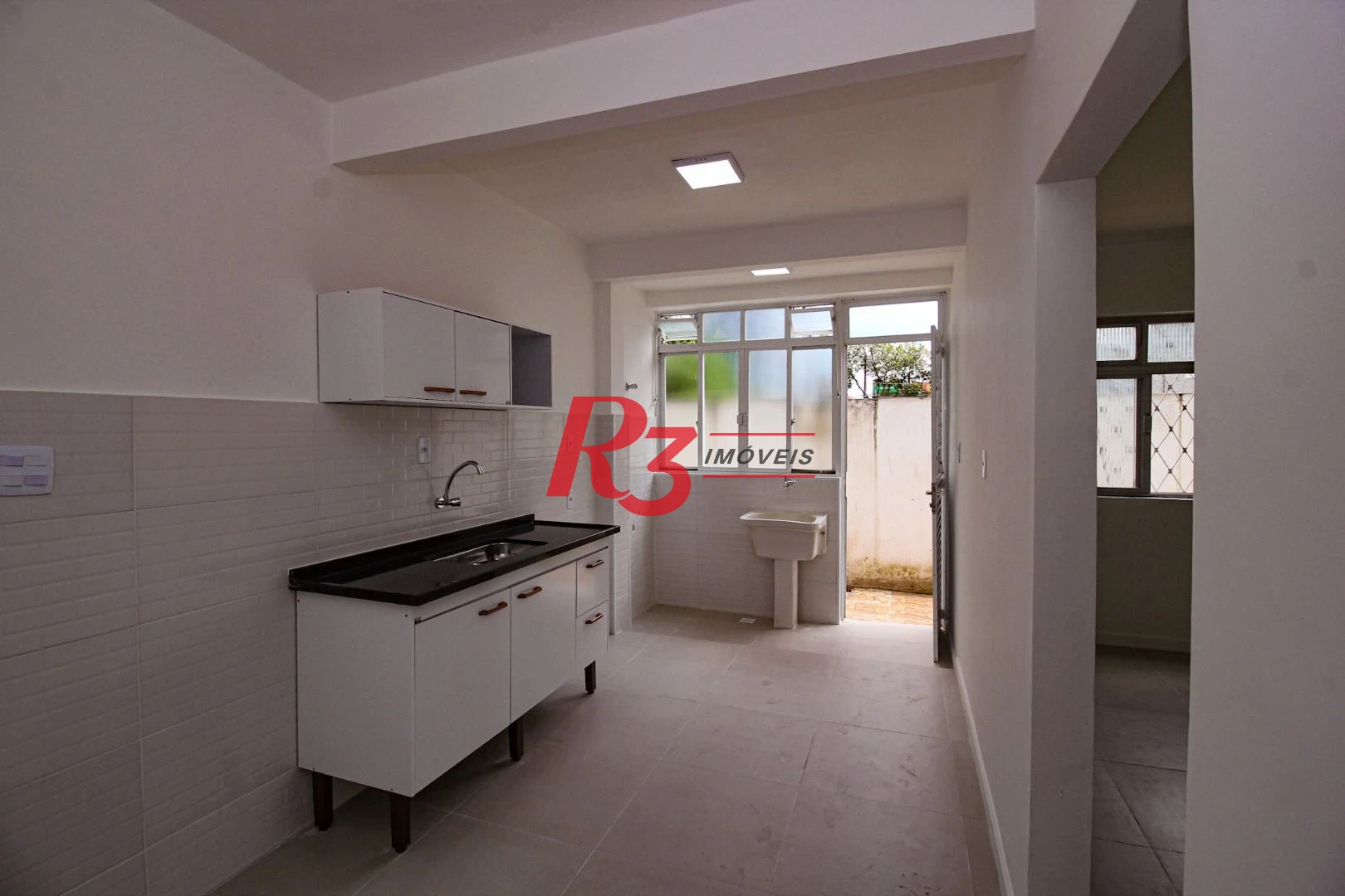 Apartamento à venda, 77 m² por R$ 380.000,00 - Macuco - Santos/SP