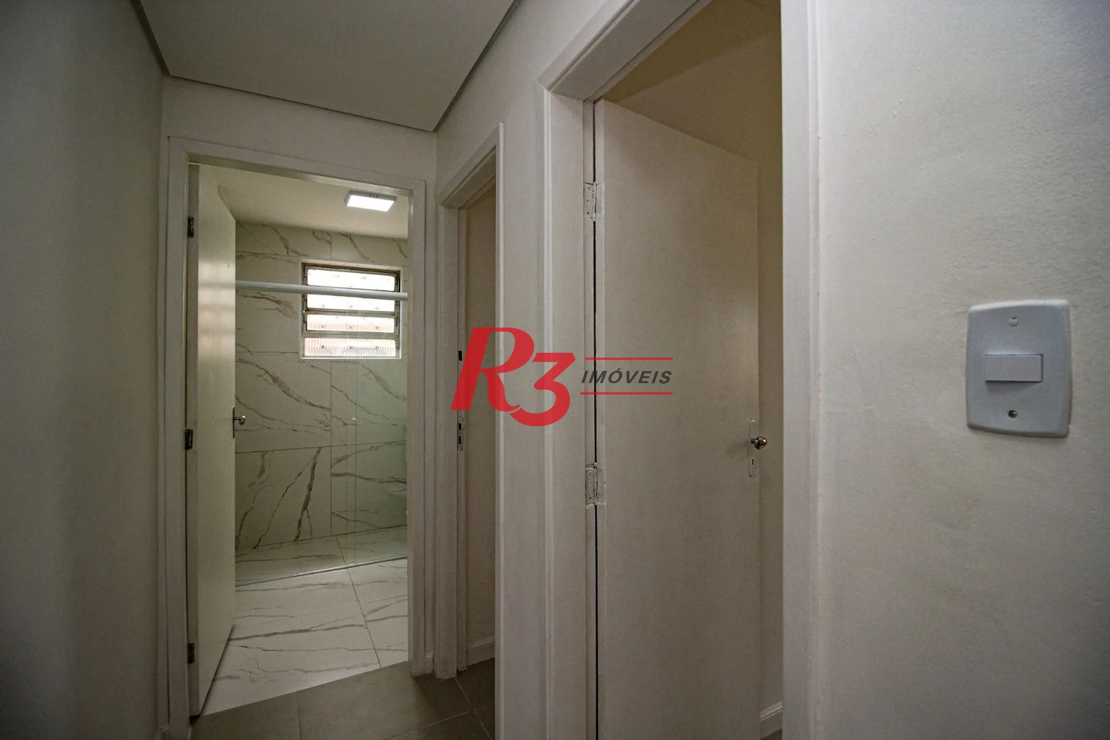Apartamento à venda, 77 m² por R$ 380.000,00 - Macuco - Santos/SP