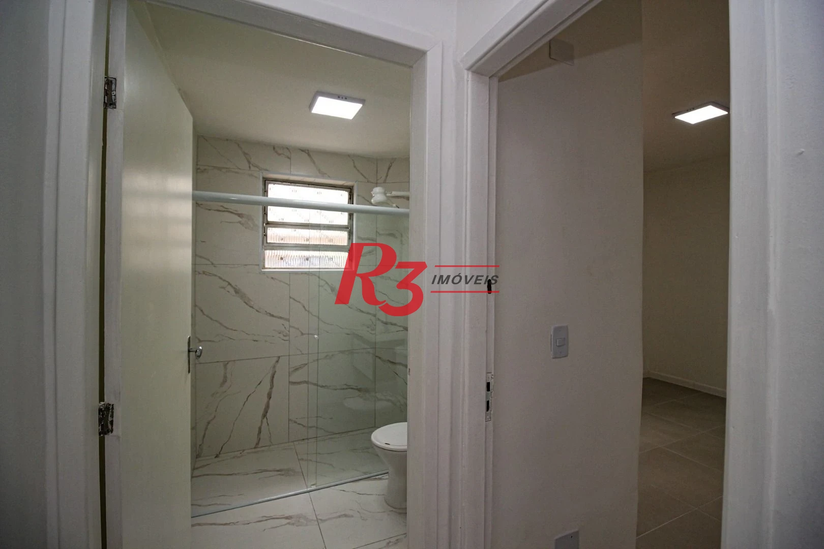 Apartamento à venda, 77 m² por R$ 380.000,00 - Macuco - Santos/SP