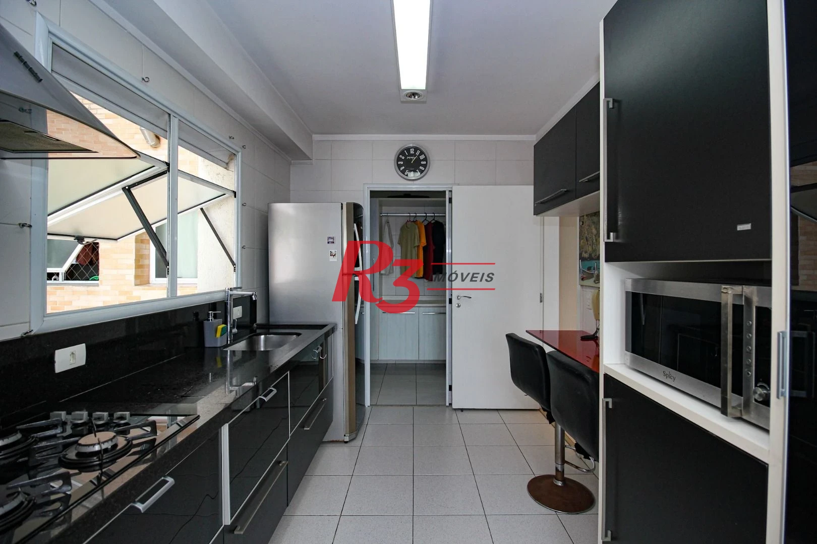 Apartamento à venda, 131 m² por R$ 1.830.000,00 - Gonzaga - Santos/SP