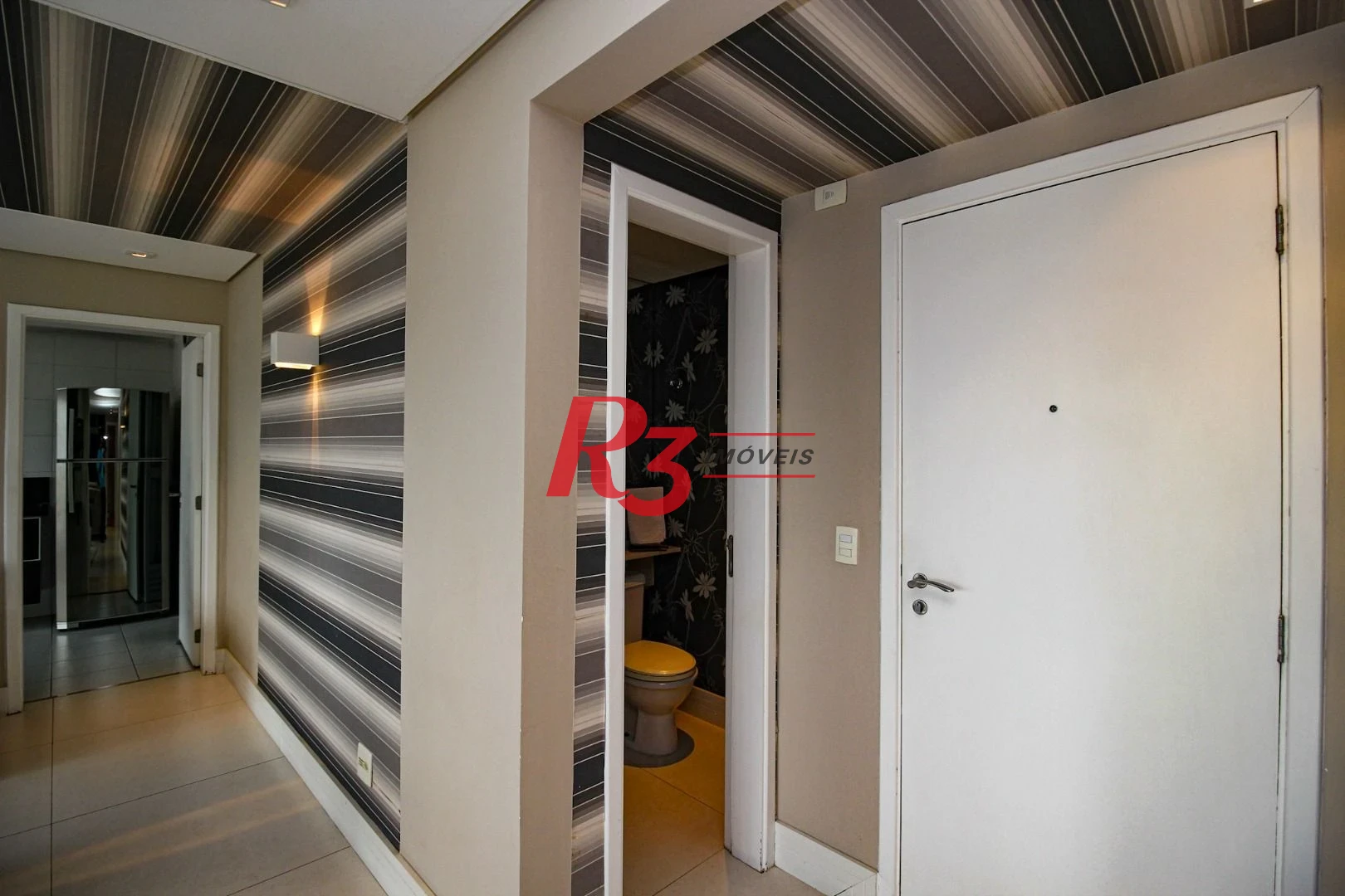 Apartamento à venda, 131 m² por R$ 1.830.000,00 - Gonzaga - Santos/SP