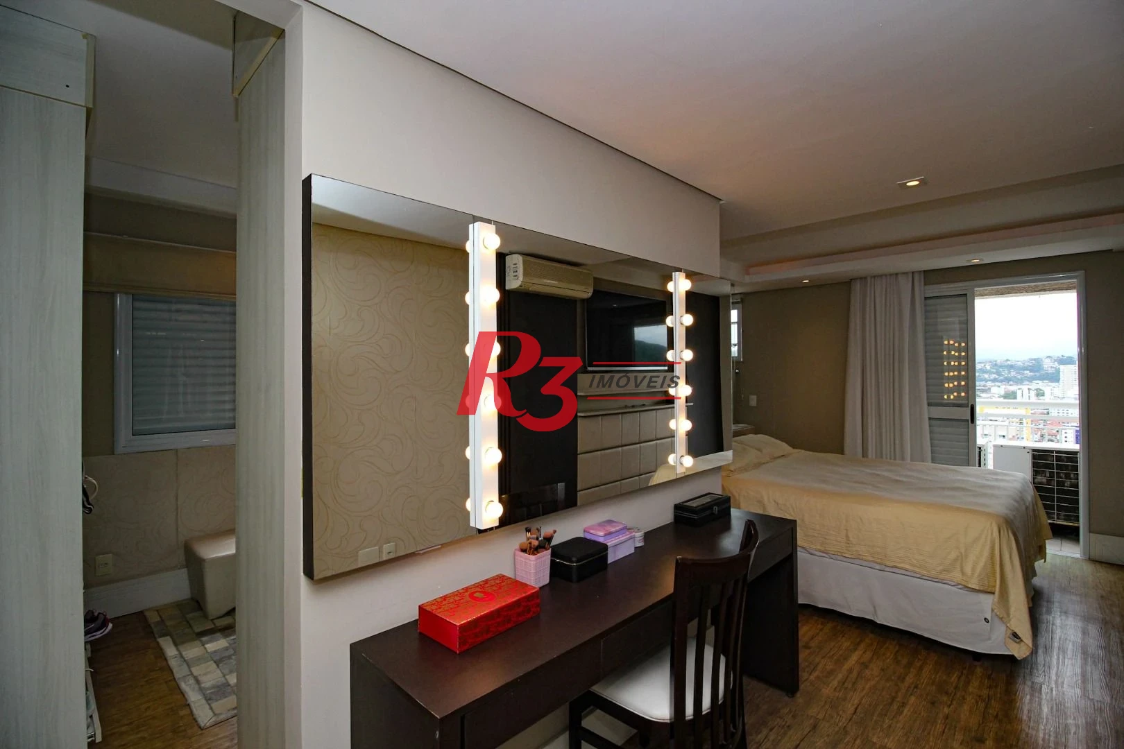 Apartamento à venda, 131 m² por R$ 1.830.000,00 - Gonzaga - Santos/SP